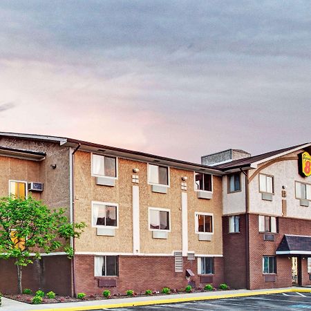 Super 8 By Wyndham Baltimore/Essex Area Eksteriør billede