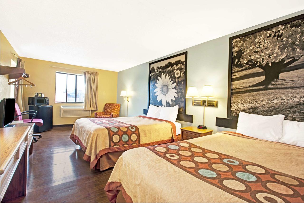 Super 8 By Wyndham Baltimore/Essex Area Eksteriør billede